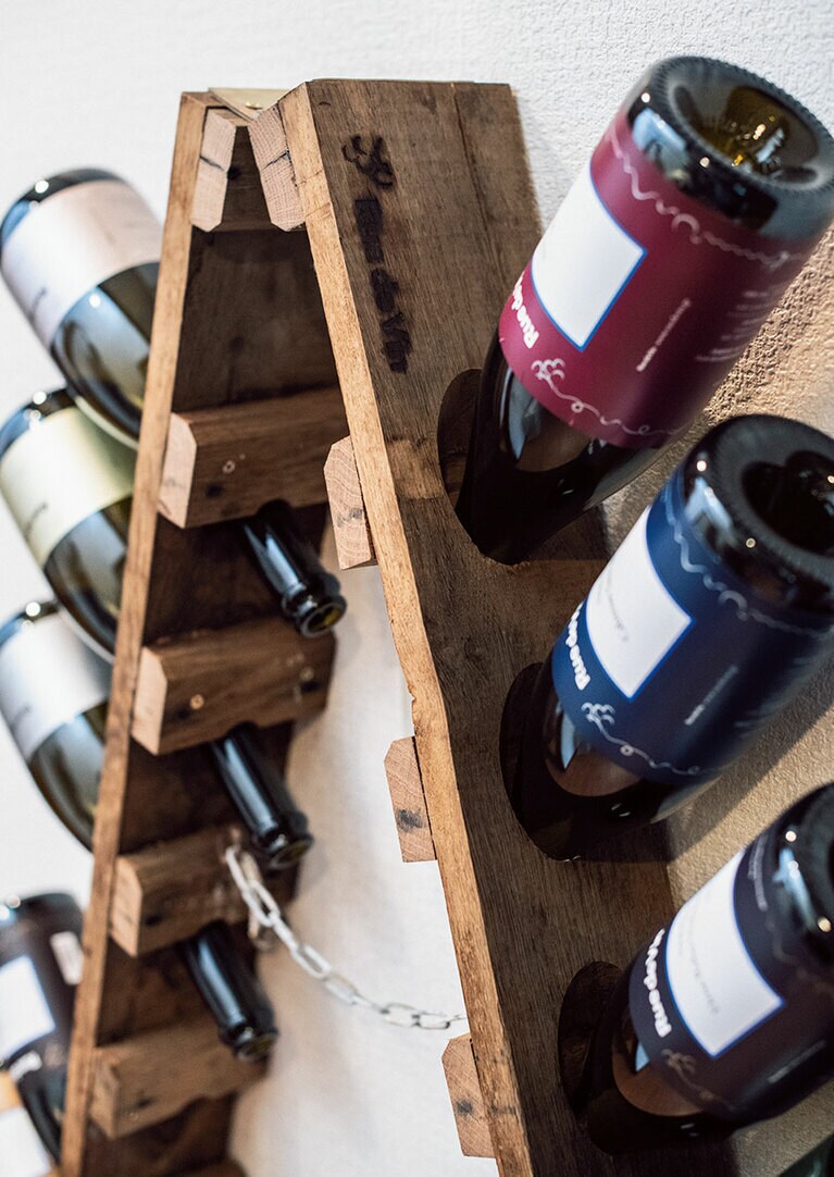 こちらもピュピトルをリメイクしたインテリアのアクセント。