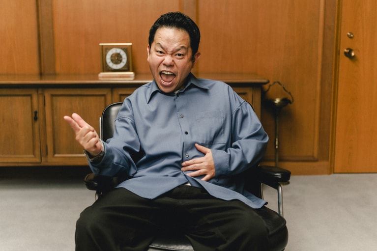 「みなさんに特大のスーを差し上げます！」