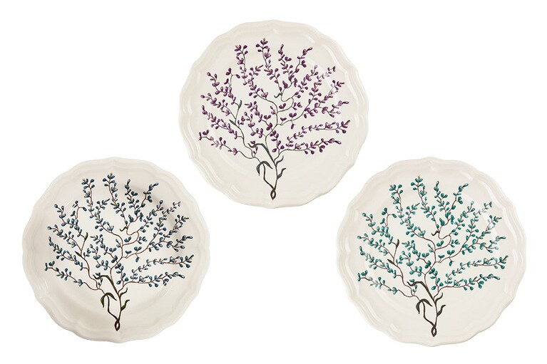 Dessert plate 21cm 左から、Blue、Purple、Green 各16,500円。