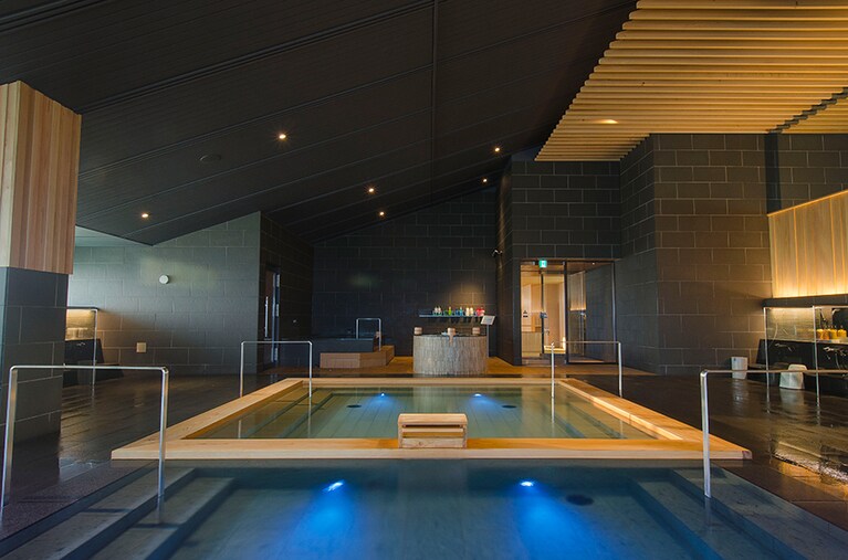 あわら温泉 グランディア芳泉［福井／あわら温泉］天上のSPA 星の湯。