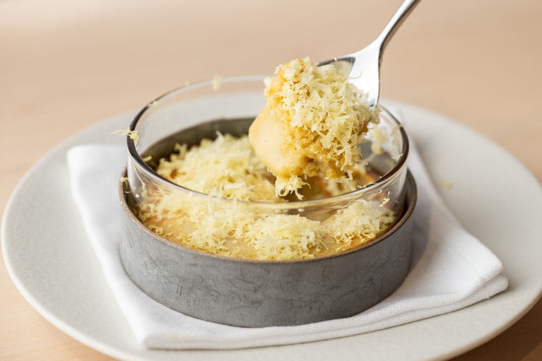 「Fresh from the oven 温律」。