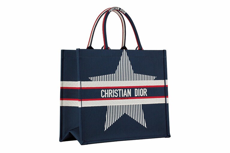 トート H35×W41.5×D18cm 385,000円。