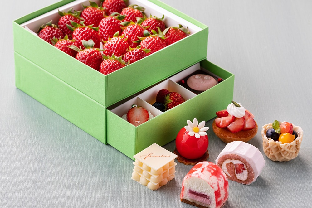 新作の苺づくしスイーツボックス「Bonne fraise(ボンフレーズ)」6,000円(税別)。