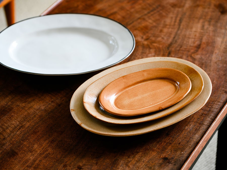 馬田さんの家でいちばん活躍しているポルトガル製のオーバル皿はどれも手なじみのいいものだった。
