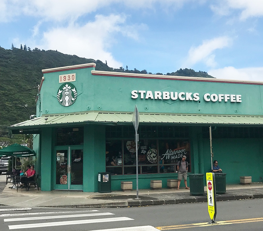 スターバックス マノアバレー店。