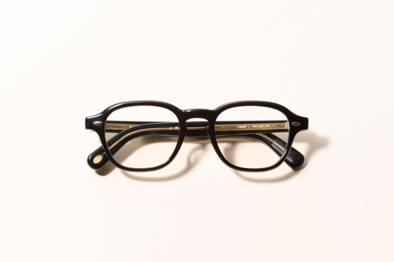 VARICK 45,100円／EYEVAN（アイヴァン 東京ギャラリー）