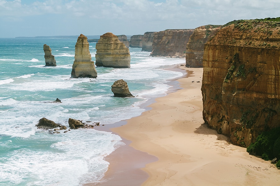 グレート・オーシャン・ロードへは、メルボルンからのツアーで行くのが快適。photo:Tourism Australia/Time Out Australia