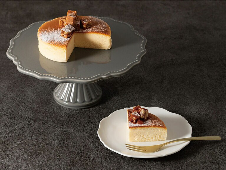 伊勢丹新宿店限定商品のチーズケーキ「フロマージュ浮島・YUKI」2,430円。