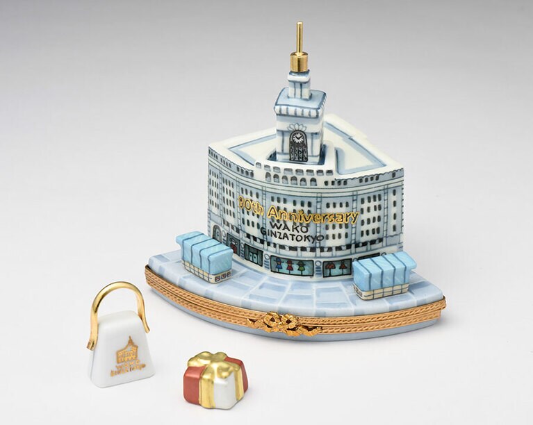 リモージュボックス 時計塔90年限定品、45,100円(磁器、8×10.5×高さ9cm)