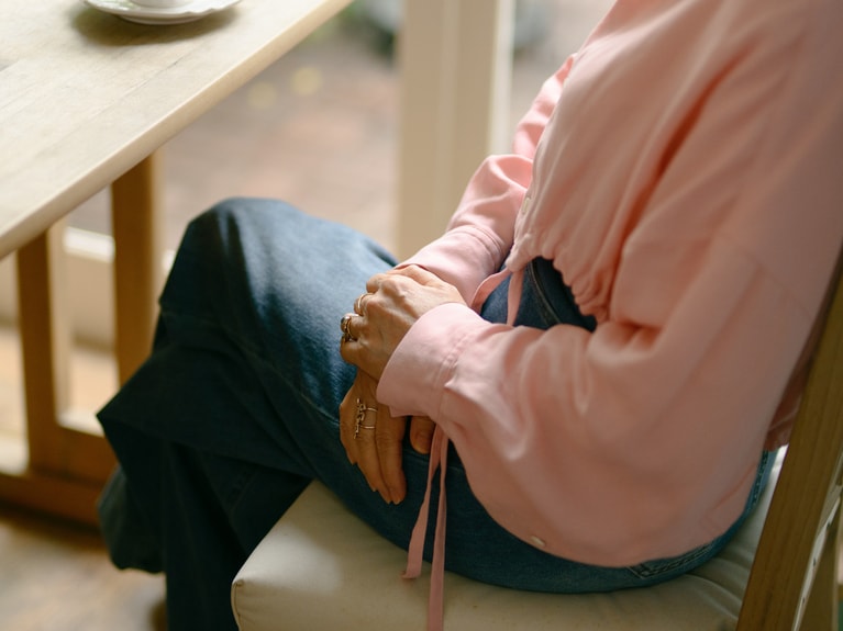 安野ともこさん。