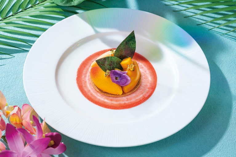 オールデイダイニング「パークサイドイナー」の新作デザート「マンゴートリオ」。