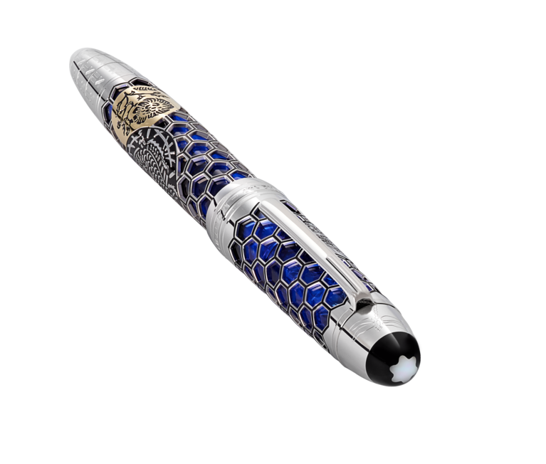 万年筆 5,829,450円（MB131146）。