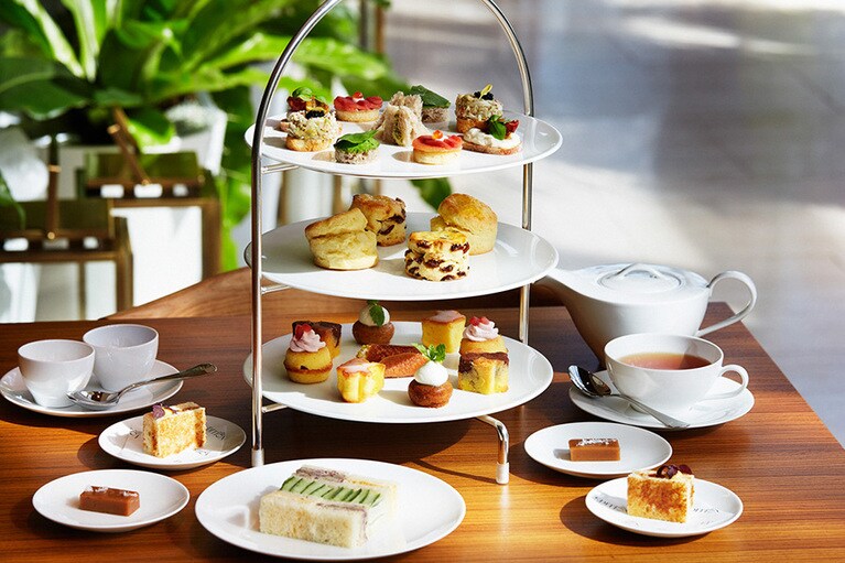 盛りだくさんのアフタヌーンティーも楽しめる。