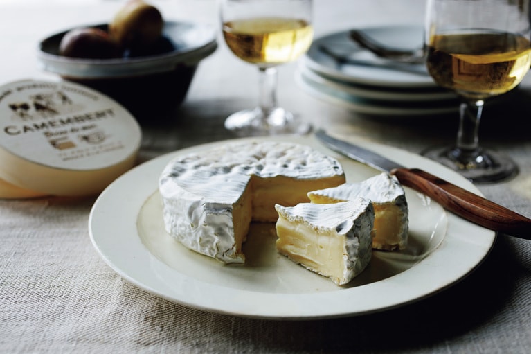【第5位】Brise de mer CAMEMBERT（ブリーズ・ドゥ・メール カマンベール）250g 3,680円※価格は、タカナシミルクWEB SHOPのものを記載しています／タカナシ乳業　写真＝合田昌弘