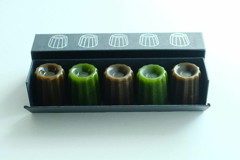 カヌレ羊羹(焙じ茶×抹茶) 1,301円(5個入り)。