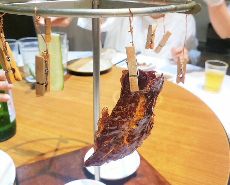 燈影牛肉 180元。