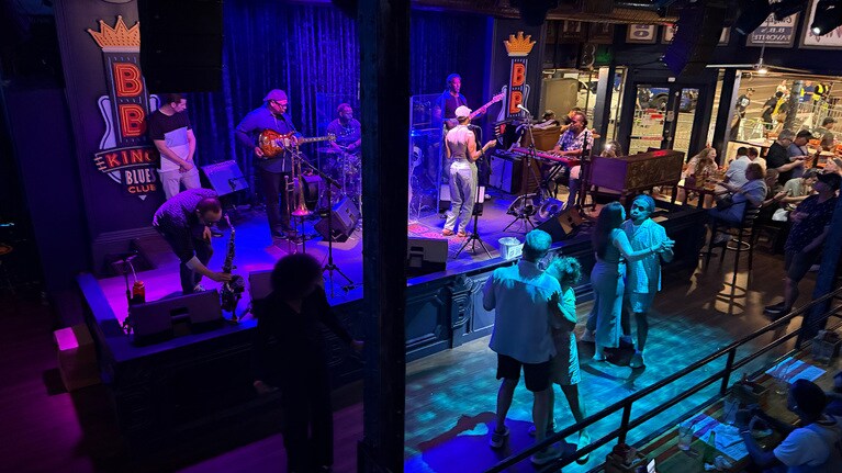 ビールストリートのライブハウス。