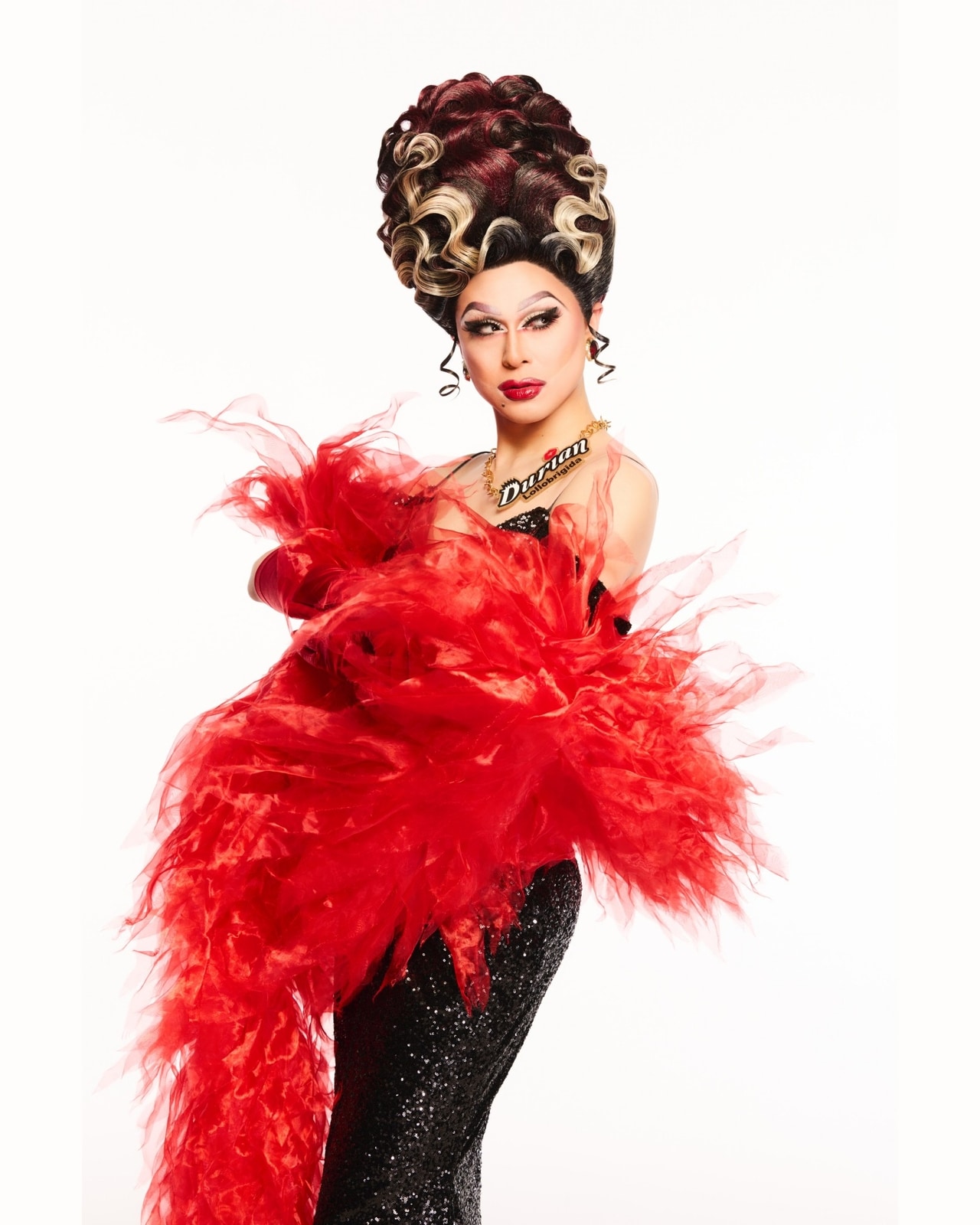 舞台「ドリアン・ドリアン」では、カリスマファッションデザイナー・ドリアン役を演じる。©「ドリアン・ドリアン」製作委員会