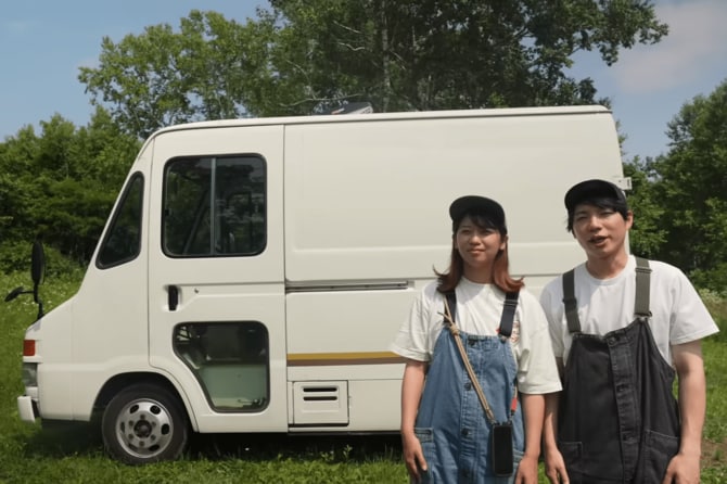 4ページ目)大企業を辞めて改造した軽自動車に住んだ30代夫婦YouTuberが語る、車中泊でひっくり返った“価値観”