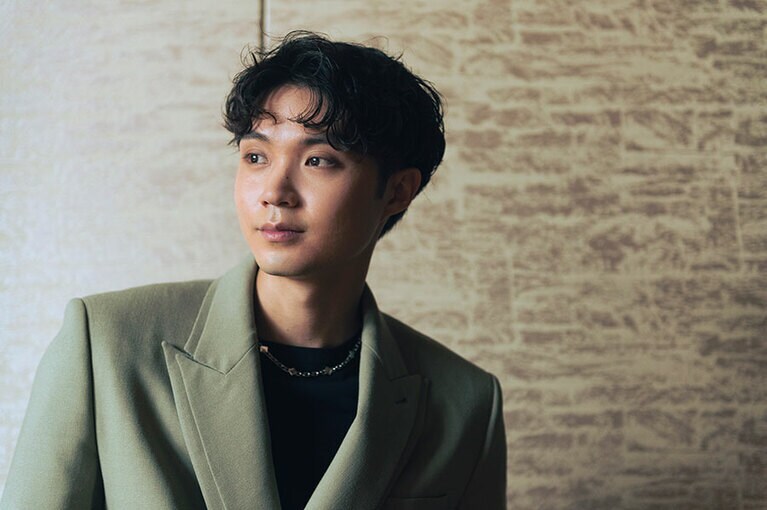 綾野剛さんとの共演については？