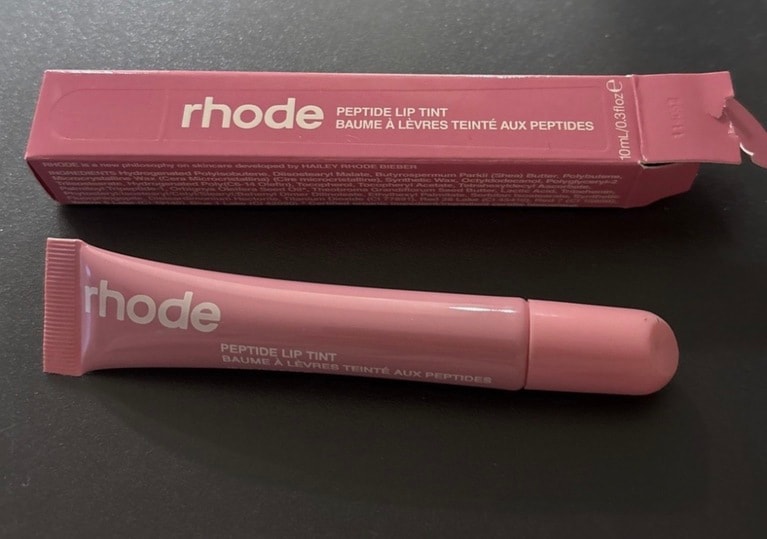 Peptide Lip Treatment 20ドル／rhode（ロード）
