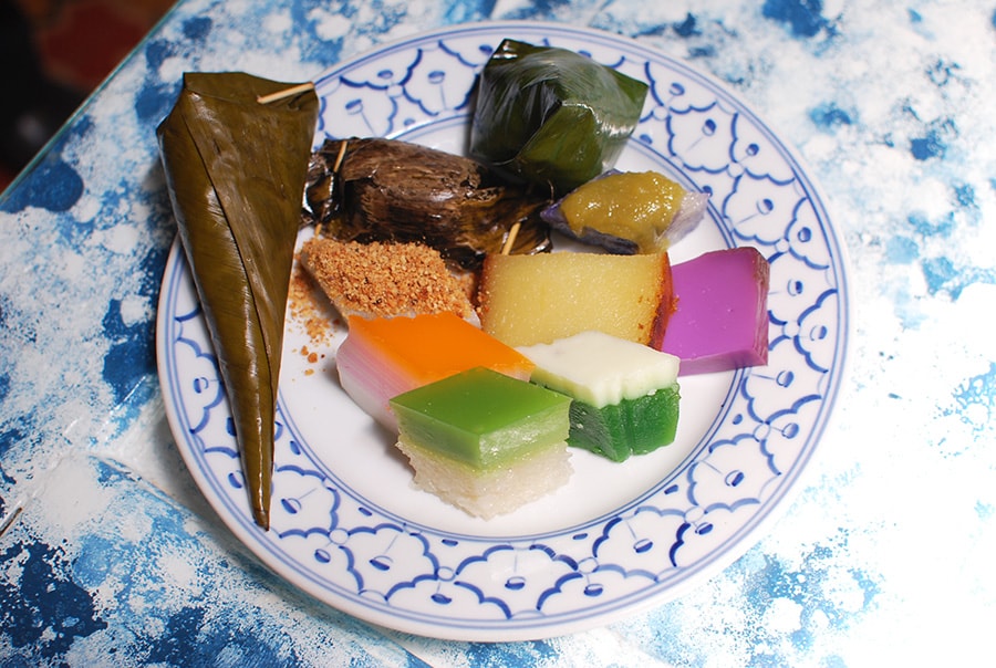 マレーシアでは、お菓子全般のことを「クエ／Kuih」(クイと聞こえることもある)とよぶ。