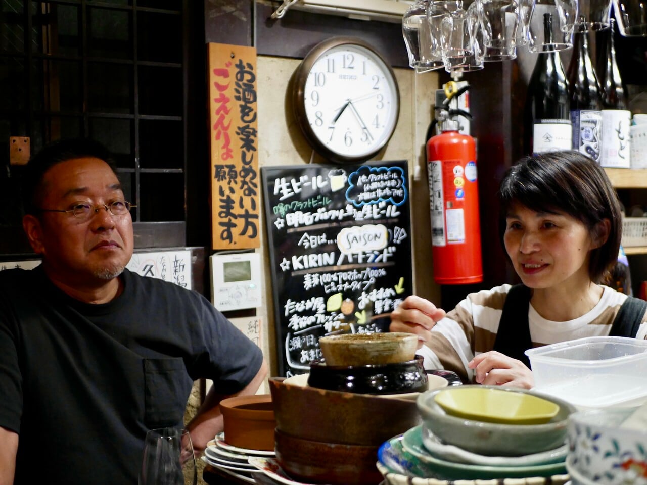 右が女将さんの田中裕子さん、左が夫の三代目主人・田中泰樹さん。