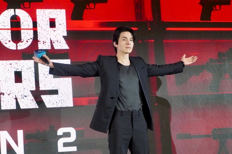 「殺し屋たちの店」シーズン2に出演するイ・ドンウク。