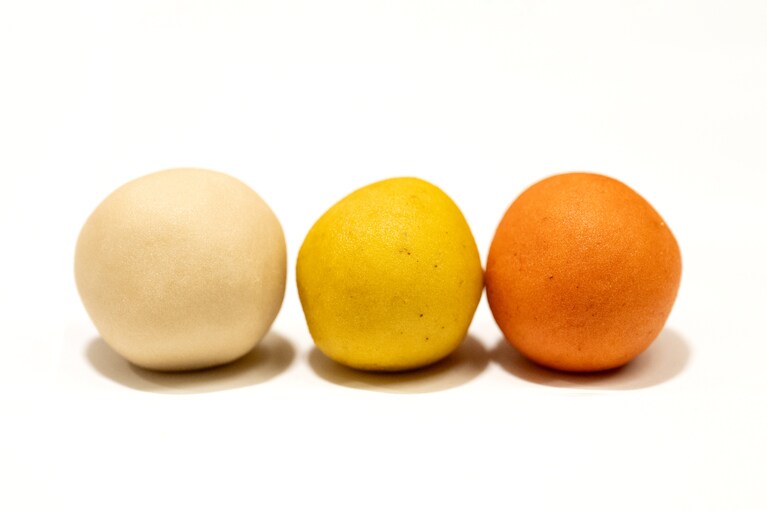 そぼろにする前の状態。