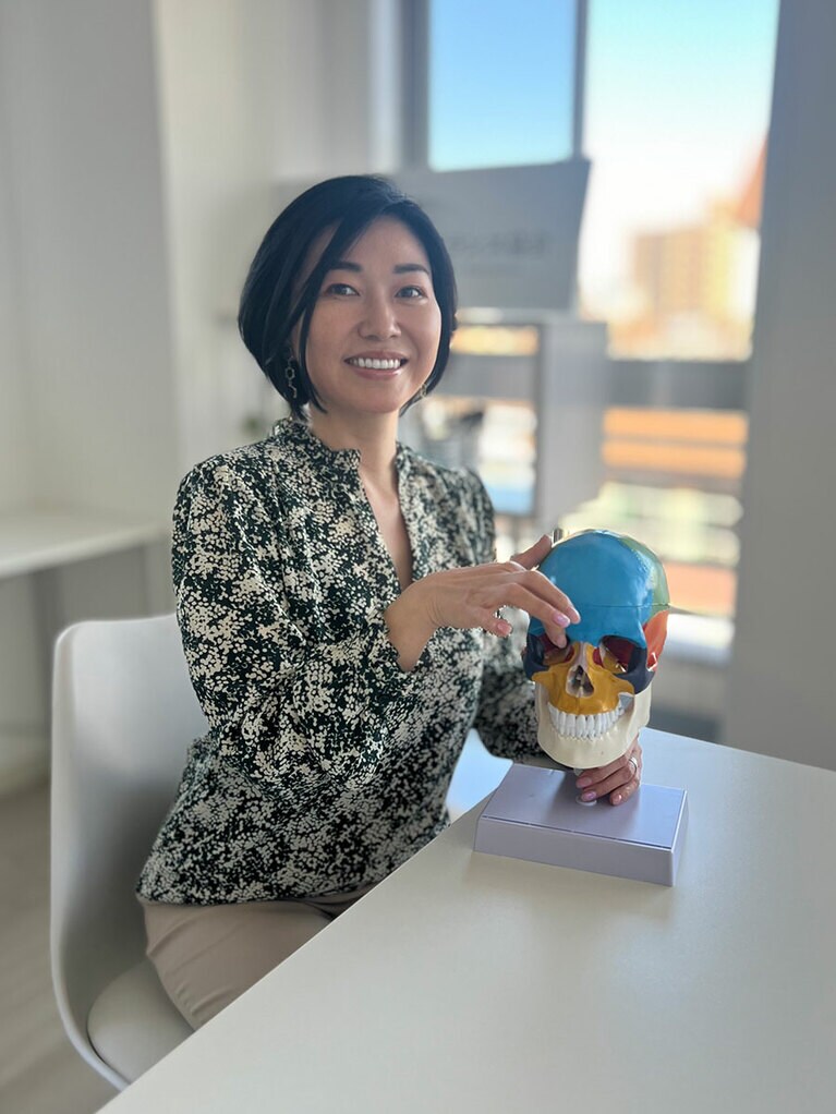 美容家の池田曜央子先生。