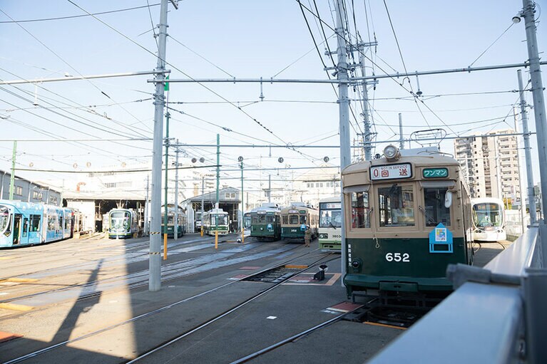 現在運航している被爆電車の番号は「651号」と「652号」の2両。