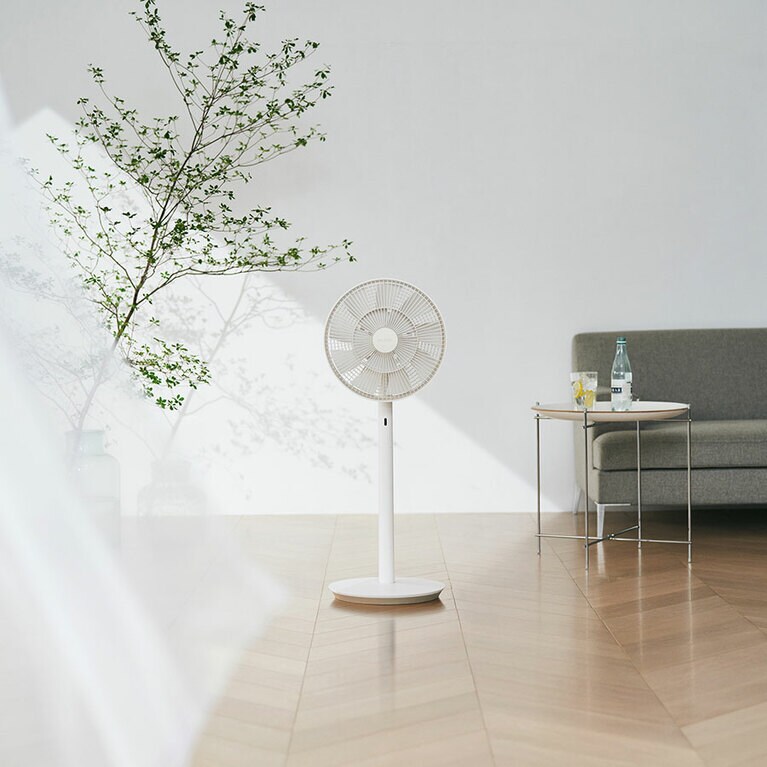 バルミューダ「The GreenFan」39,600円。