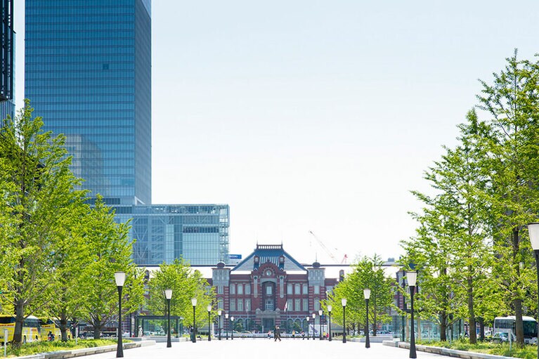 東京の象徴である駅舎に、ホテルはある。