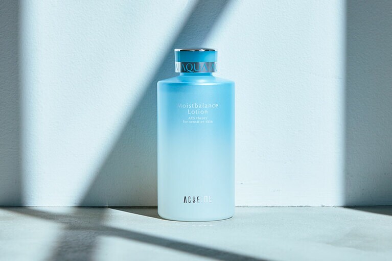 モイストバランス ローション 360mL 6,050円／アクセーヌ