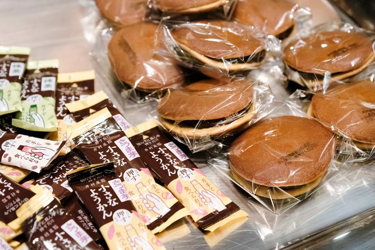 どれも手を伸ばしやすいミニサイズの和菓子。