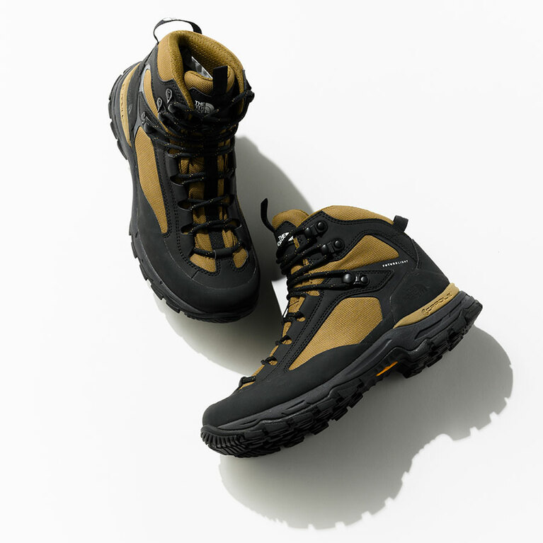 28,930円／ゴールドウイン