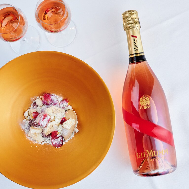 デザートでは引き続きロゼを。