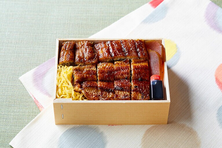 特せいろ蒸し 3,240円。