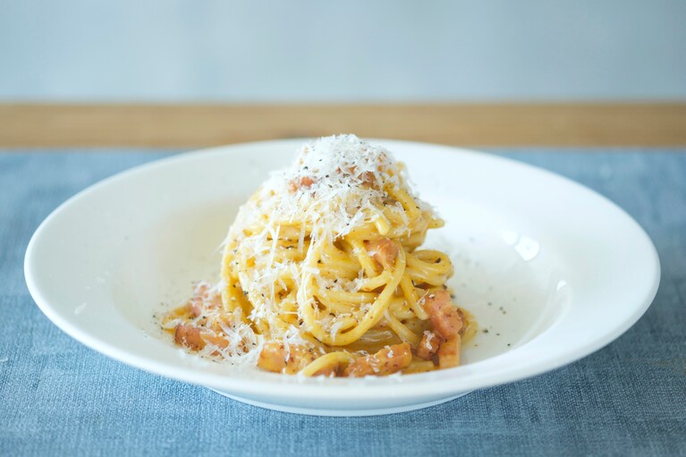 トングでこんもり盛りつけたい！