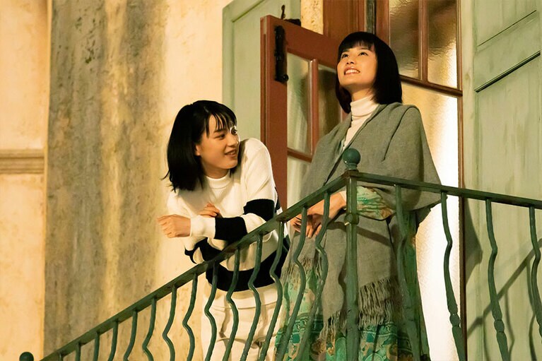 ©2020『私をくいとめて』製作委員会