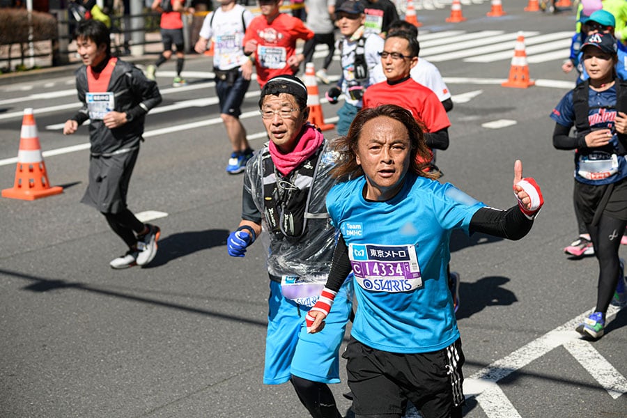 2020年には規模縮小のため参加が叶わず、2021年には大会自体が開催されなかったため、今回の東京マラソンは、北澤さんにとって実に3年ぶりの参加となった。©TOKYO MARATHON FOUNDATION