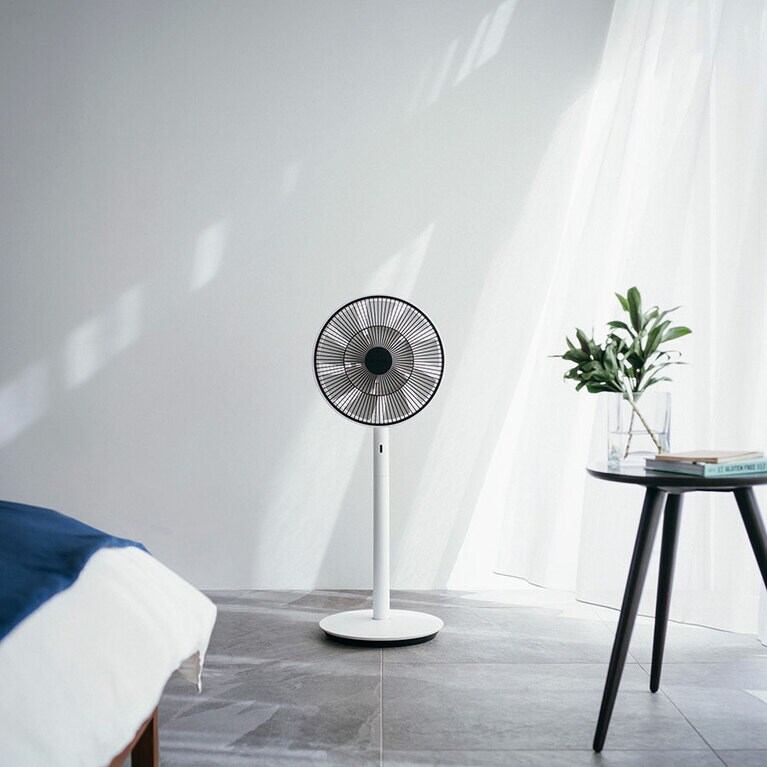 バルミューダ「The GreenFan」39,600円。