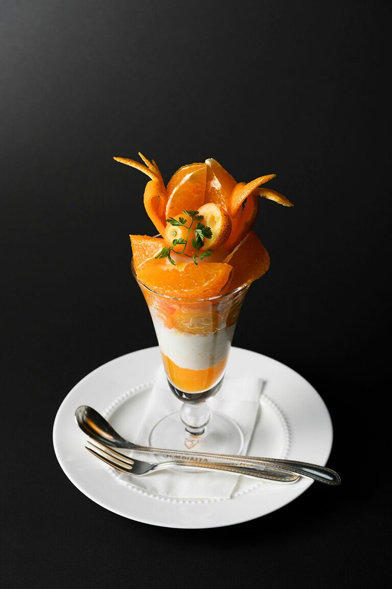 「大将季と春姫のパフェ」（3,300円）。