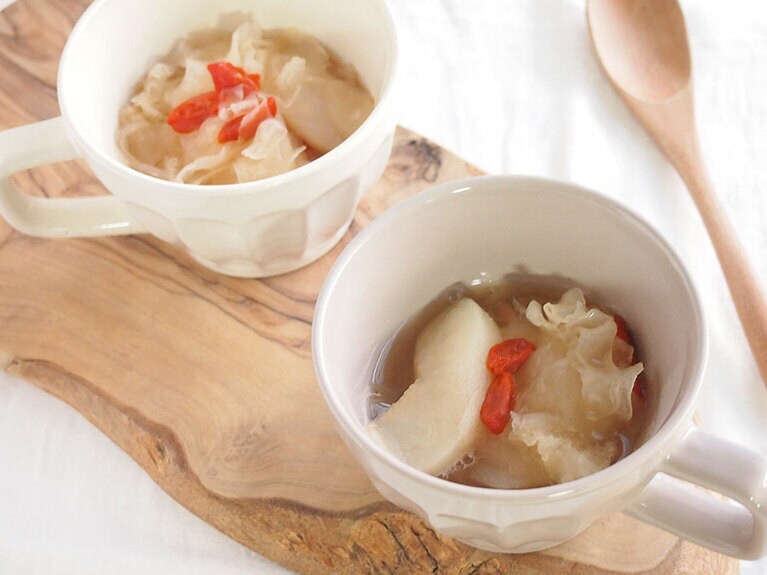 梨と白木耳のコンポート。