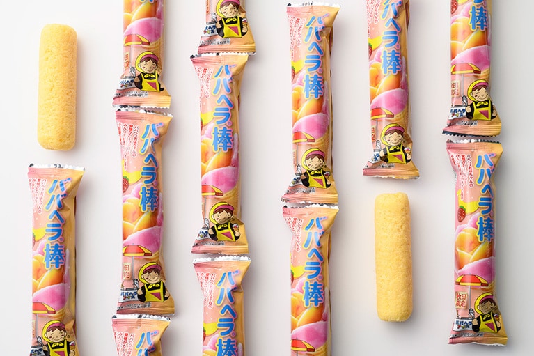 【秋田県】フルゥールの「ババヘラ棒」400円(6g×14本)。