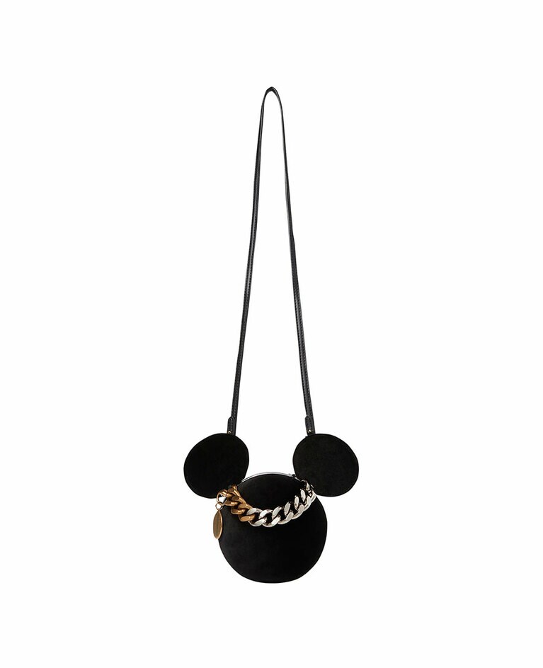 バッグ 343,200円。©Disney