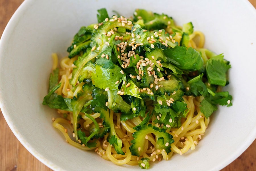 8月11日　ゴーヤと香菜のナムルのっけ麺。