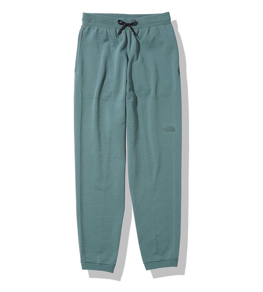 Light Comfort Long Pant(ライトコンフォートロングパンツ)、バルサムグリーン(BL)、18,700円。