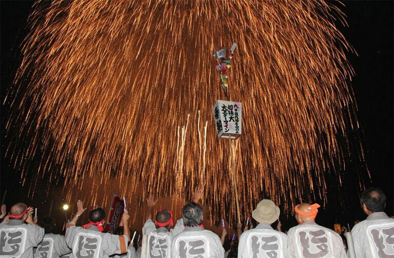片貝まつり浅原神社秋季例大祭。