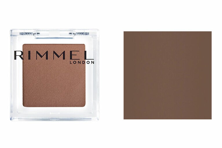 大人っぽい目元に仕上がるチョコブラウンの、M004 モカ キューブ。